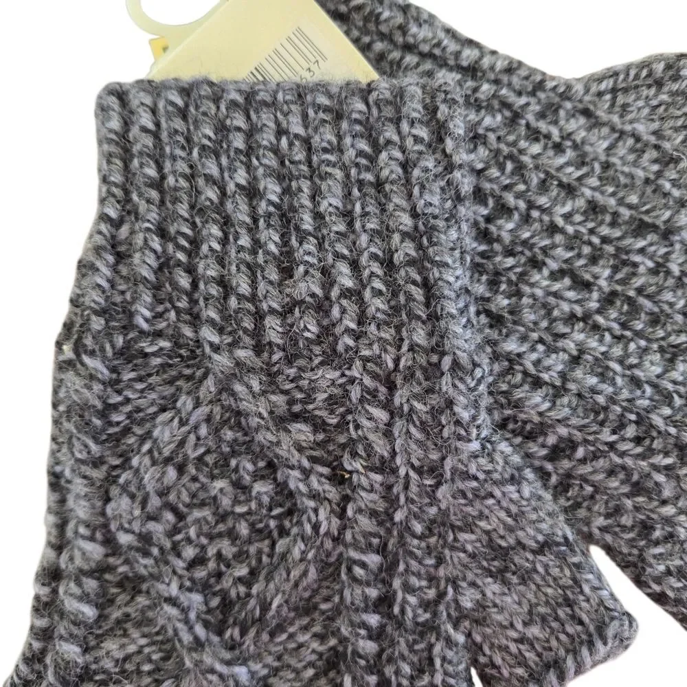 NWT Hand Knit Fingerless Gloves Made in Ireland 100% merino wool SOFT S Gray